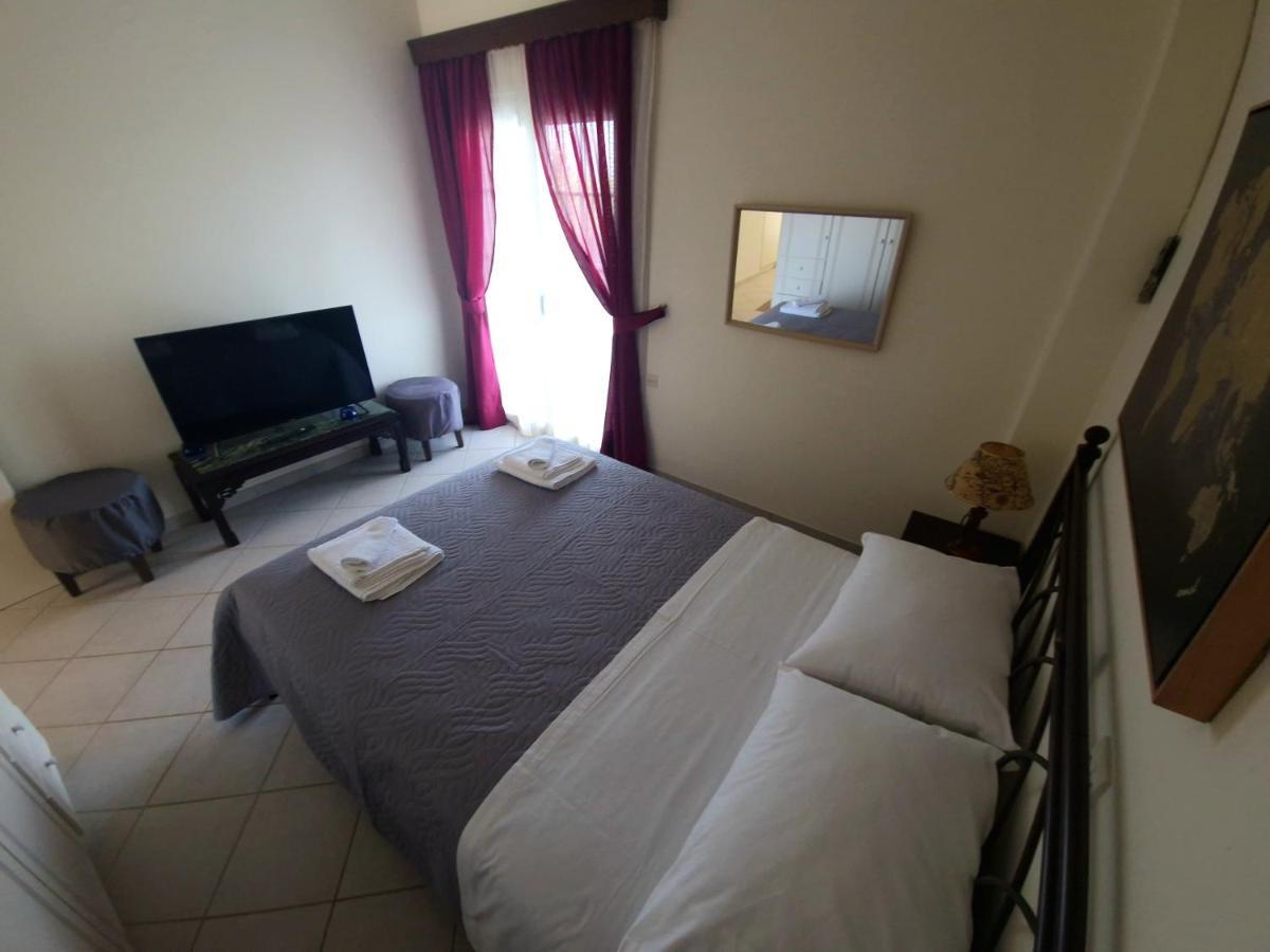 Casa Blanca II Apartment Pyrgos Dirou Luaran gambar
